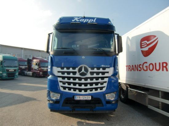 Mercedes-Benz Arocs 3353 6x4 Holztransp., Palfinger Kran Epsilon - Камион за дрва, Камион со кран: слика 2 Mercedes-Benz Arocs 3353 6x4 Holztransp., Palfinger Kran Epsilon - Камион за дрва, Камион со кран: слика 2