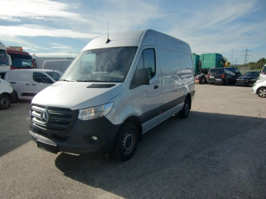 Mercedes-Benz Sprinter 319 CDI Standard, el.Schiebetür - Товарно комбе: слика 1 Mercedes-Benz Sprinter 319 CDI Standard, el.Schiebetür - Товарно комбе: слика 1