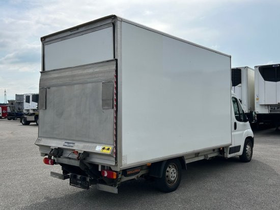 Peugeot Boxer, Koffer mit Hebebühne/LBW - Комбе фургон: слика 5 Peugeot Boxer, Koffer mit Hebebühne/LBW - Комбе фургон: слика 5