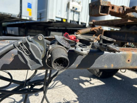 Renders Standard-Lafette BDF, BPW-Achsen - Транспортер на контејнер/ Приколка со променливо тело: слика 5 Renders Standard-Lafette BDF, BPW-Achsen - Транспортер на контејнер/ Приколка со променливо тело: слика 5