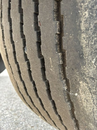 Saxas, Anhängewagen Kofferaufbau mit Hebebühne - Приколка сандучар: слика 5 Saxas, Anhängewagen Kofferaufbau mit Hebebühne - Приколка сандучар: слика 5