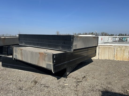 Schwarzmüller 30 Stück Palettenkasten - Полуприколка со церада: слика 1 Schwarzmüller 30 Stück Palettenkasten - Полуприколка со церада: слика 1