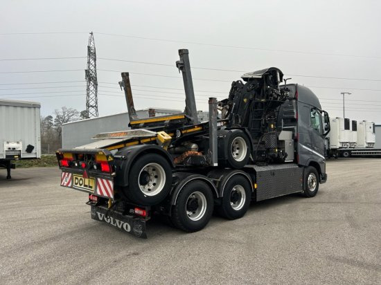 Volvo FH 16 650 6x4 Langholzzug + Doll M2K-9L Nachläufer mit Palfinger Epsilon S260C96, I-Shift, Retarder, - Камион за дрва, Камион со кран: слика 5 Volvo FH 16 650 6x4 Langholzzug + Doll M2K-9L Nachläufer mit Palfinger Epsilon S260C96, I-Shift, Retarder, - Камион за дрва, Камион со кран: слика 5