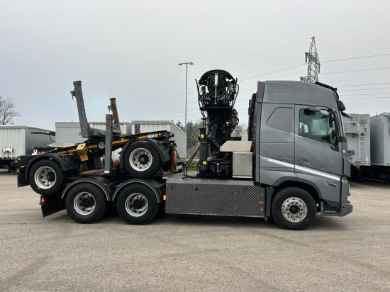 Volvo FH 16 650 6x4 Langholzzug + Doll M2K-9L Nachläufer mit Palfinger Epsilon S260C96, I-Shift, Retarder, - Камион за дрва, Камион со кран: слика 4 Volvo FH 16 650 6x4 Langholzzug + Doll M2K-9L Nachläufer mit Palfinger Epsilon S260C96, I-Shift, Retarder, - Камион за дрва, Камион со кран: слика 4