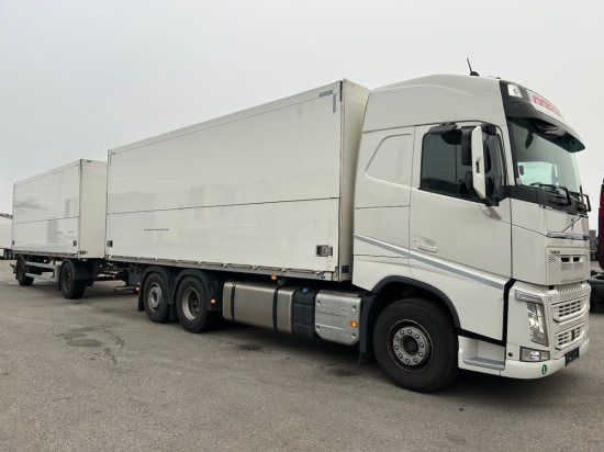 Volvo FH 500 6x2 Getränkekomplettzug, Orten Getränkeaufbau - Камион за пијалоци: слика 3 Volvo FH 500 6x2 Getränkekomplettzug, Orten Getränkeaufbau - Камион за пијалоци: слика 3