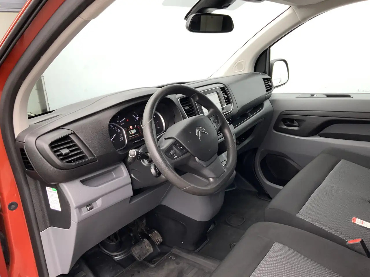 Citroen Jumpy 2.0 BlueHDI 180 Business M S&S Automaat Airco Crui - Товарно комбе: слика 5 Citroen Jumpy 2.0 BlueHDI 180 Business M S&S Automaat Airco Crui - Товарно комбе: слика 5