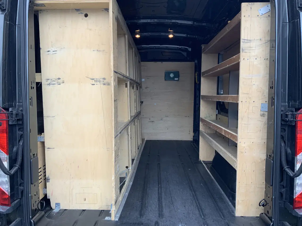 Товарно комбе Ford Transit 330 2.2 TDCI L3H3 Ambiente Airco 3 Zits Euro 5: слика 19