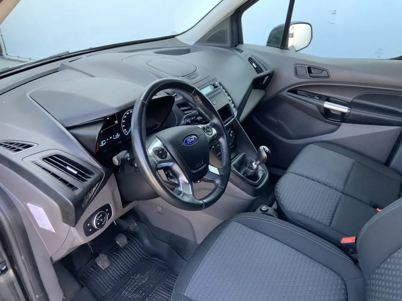 Ford Transit Connect 1.5 EcoBlue L1 Trend Airco Cruise 3 Zits Trekhaak - Мало комбе: слика 5 Ford Transit Connect 1.5 EcoBlue L1 Trend Airco Cruise 3 Zits Trekhaak - Мало комбе: слика 5