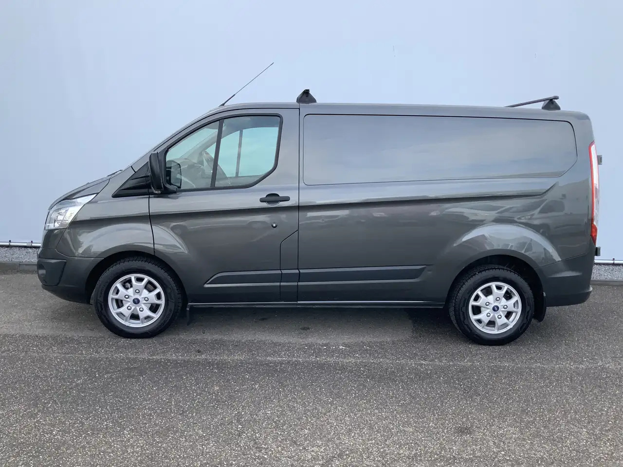 Ford Transit Custom 270 2.2 TDCI L1H1 Trend Airco Camera Cruise Dakdra - Товарно комбе: слика 3 Ford Transit Custom 270 2.2 TDCI L1H1 Trend Airco Camera Cruise Dakdra - Товарно комбе: слика 3