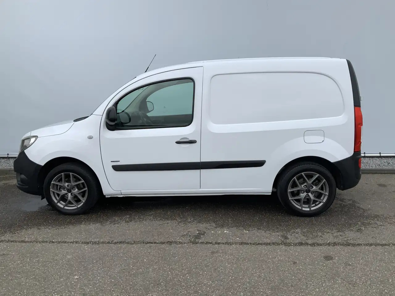Mercedes-Benz Citan 109 CDI BlueEFFICIENCY Airco Alu Velg Trekhaak 105 - Мало комбе: слика 3 Mercedes-Benz Citan 109 CDI BlueEFFICIENCY Airco Alu Velg Trekhaak 105 - Мало комбе: слика 3
