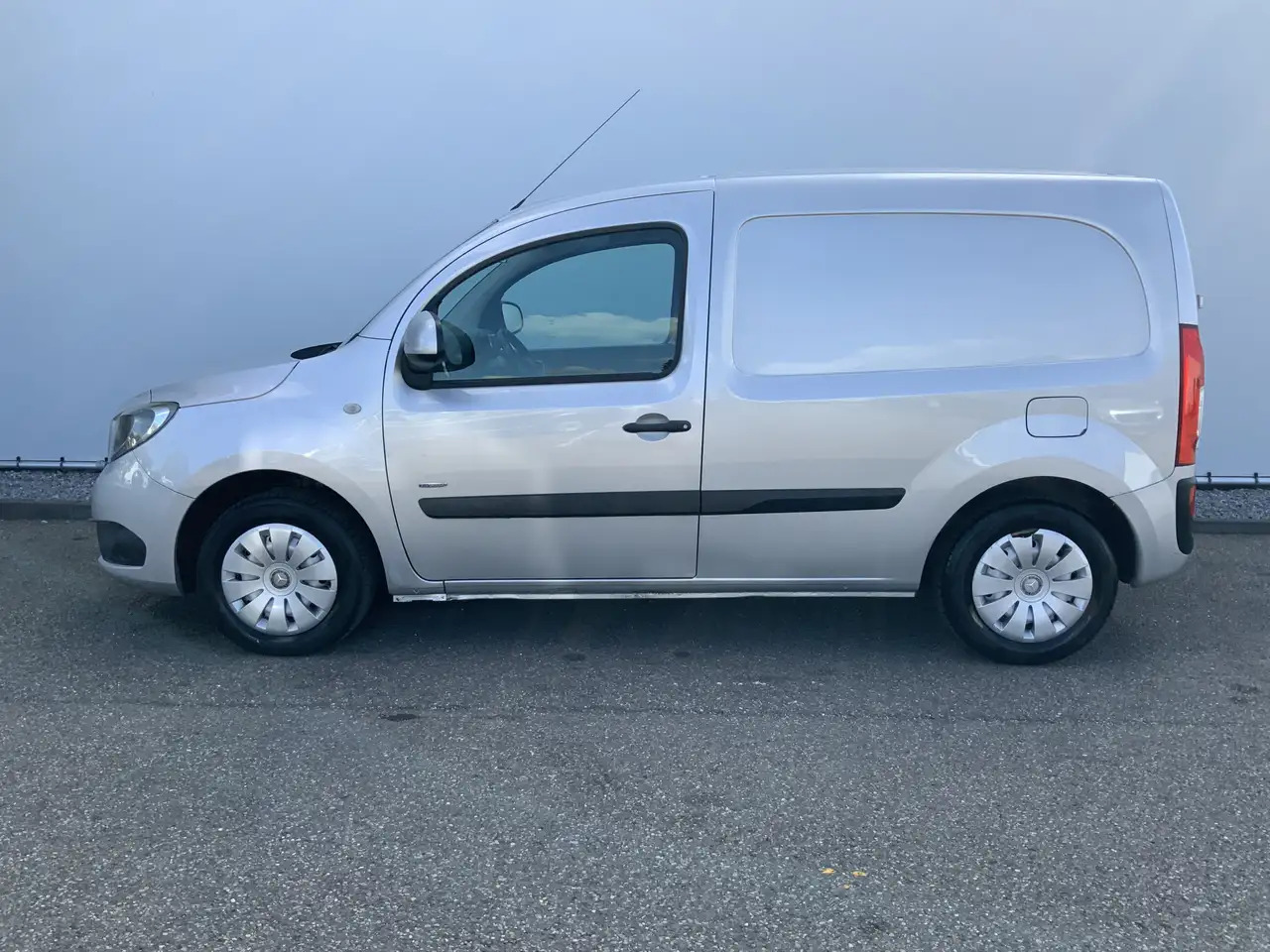 Mercedes-Benz Citan 109 CDI BlueEFFICIENCY Airco Cruise Euro 5 - Мало комбе: слика 3 Mercedes-Benz Citan 109 CDI BlueEFFICIENCY Airco Cruise Euro 5 - Мало комбе: слика 3