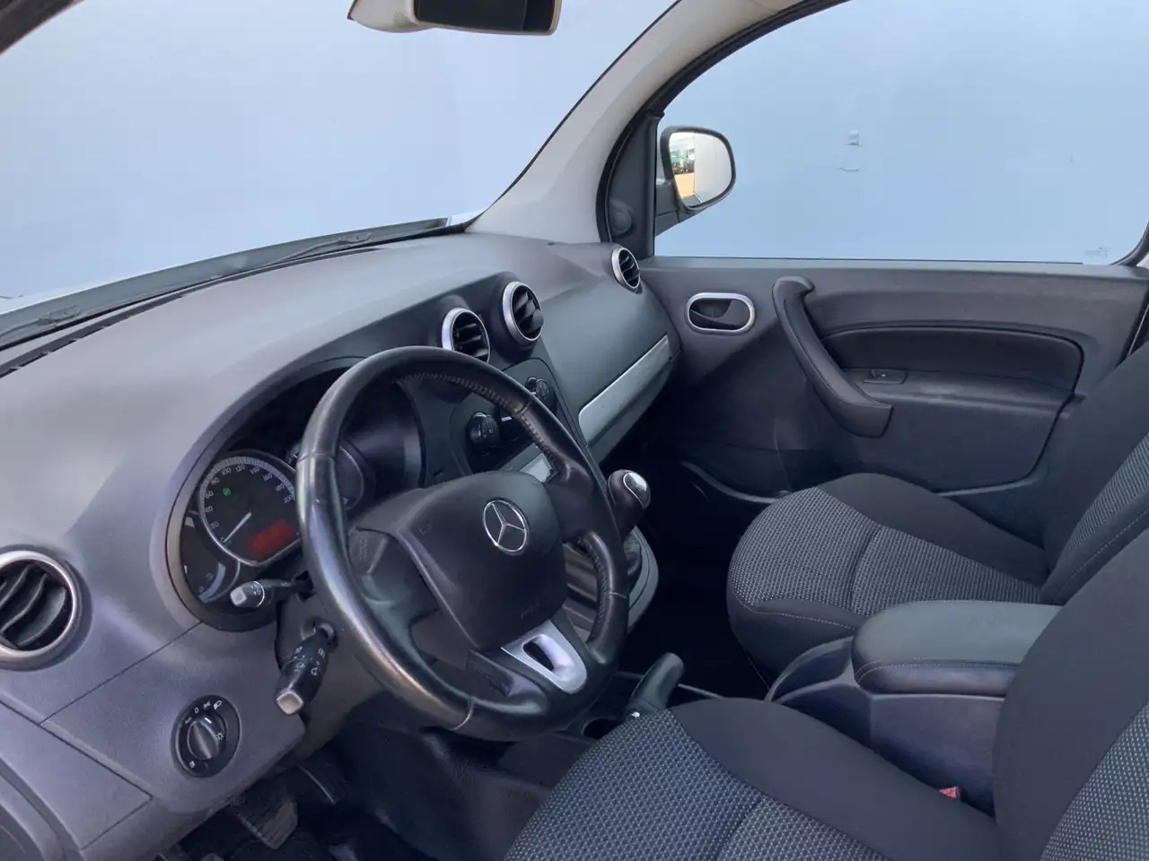 Mercedes-Benz Citan 109 CDI BlueEFFICIENCY Airco Cruise Euro 5 - Мало комбе: слика 5 Mercedes-Benz Citan 109 CDI BlueEFFICIENCY Airco Cruise Euro 5 - Мало комбе: слика 5