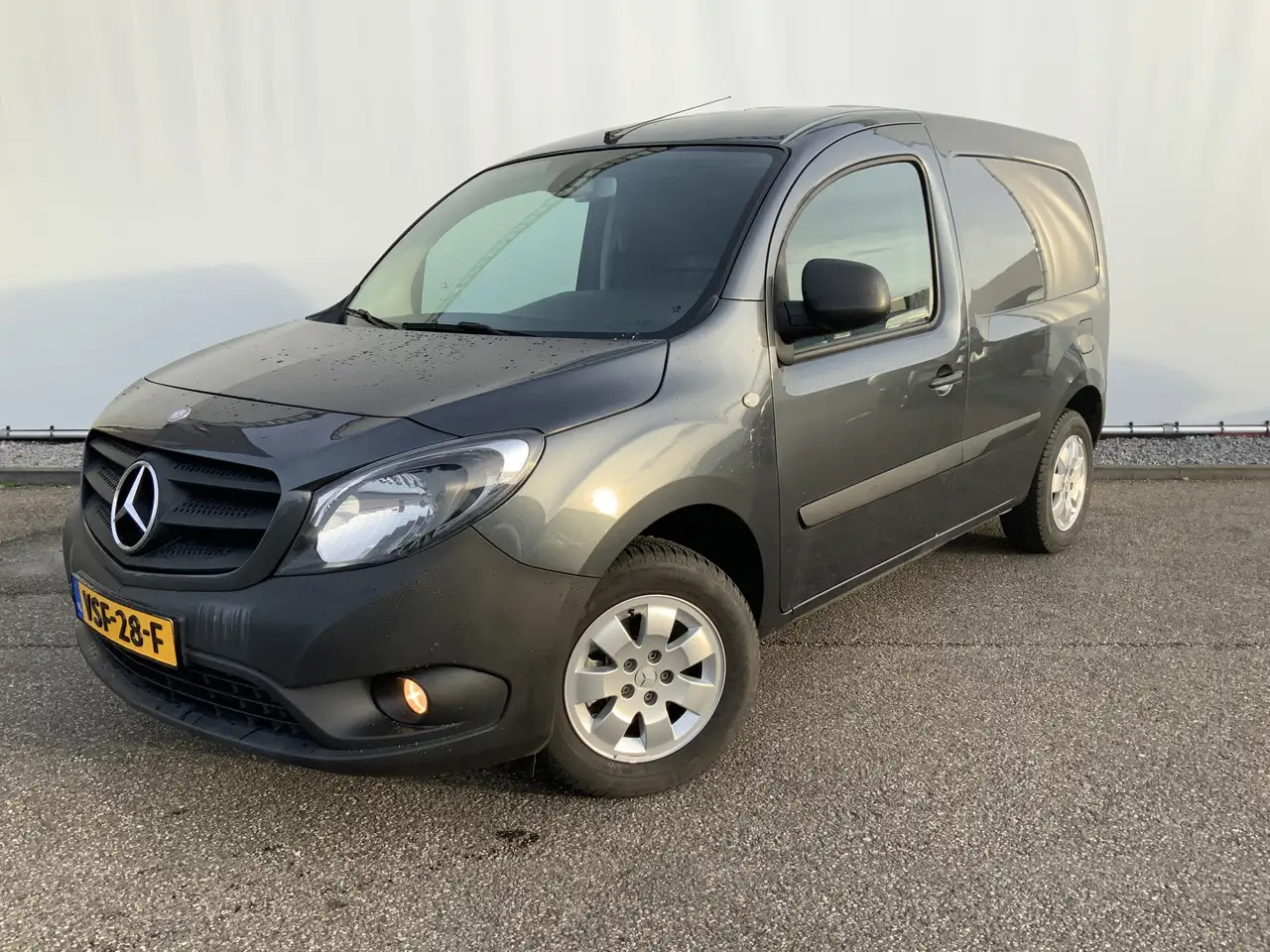Mercedes-Benz Citan 112 Benzine Automaat Airco Alu Velg Pakeersensoren - Мало комбе: слика 1 Mercedes-Benz Citan 112 Benzine Automaat Airco Alu Velg Pakeersensoren - Мало комбе: слика 1