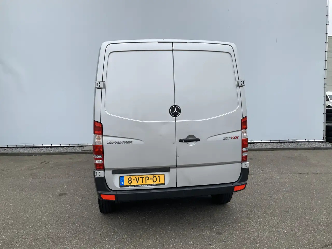 Mercedes-Benz Sprinter 213 2.2 CDI 325 L1H1 Airco Cruise Euro 4 - Товарно комбе: слика 2 Mercedes-Benz Sprinter 213 2.2 CDI 325 L1H1 Airco Cruise Euro 4 - Товарно комбе: слика 2