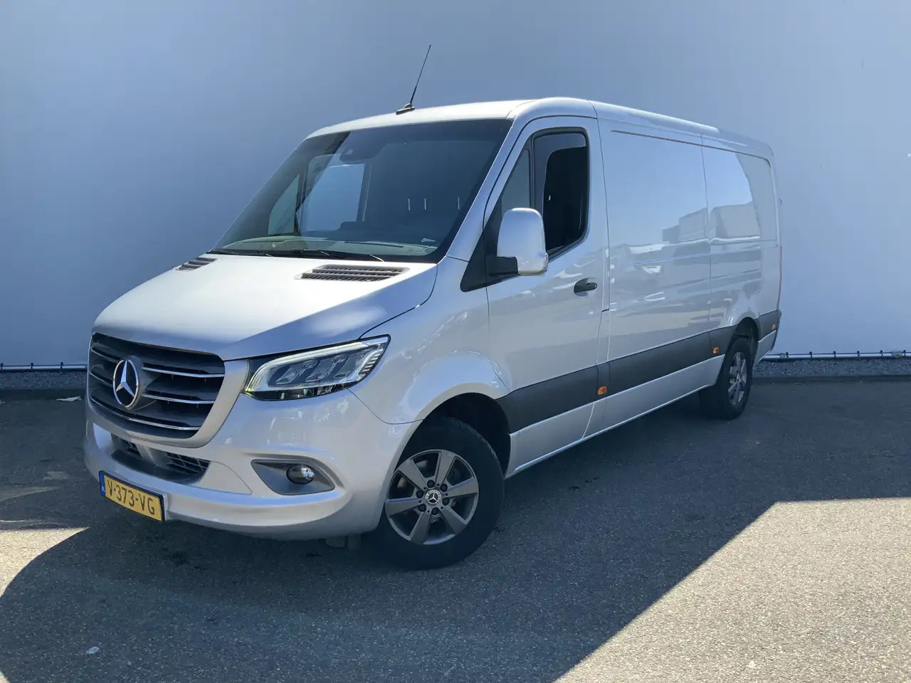 Mercedes-Benz Sprinter 314 2.2 CDI L2H1 Automaat Airco Cruise Aluvelg IMB - Товарно комбе: слика 1 Mercedes-Benz Sprinter 314 2.2 CDI L2H1 Automaat Airco Cruise Aluvelg IMB - Товарно комбе: слика 1