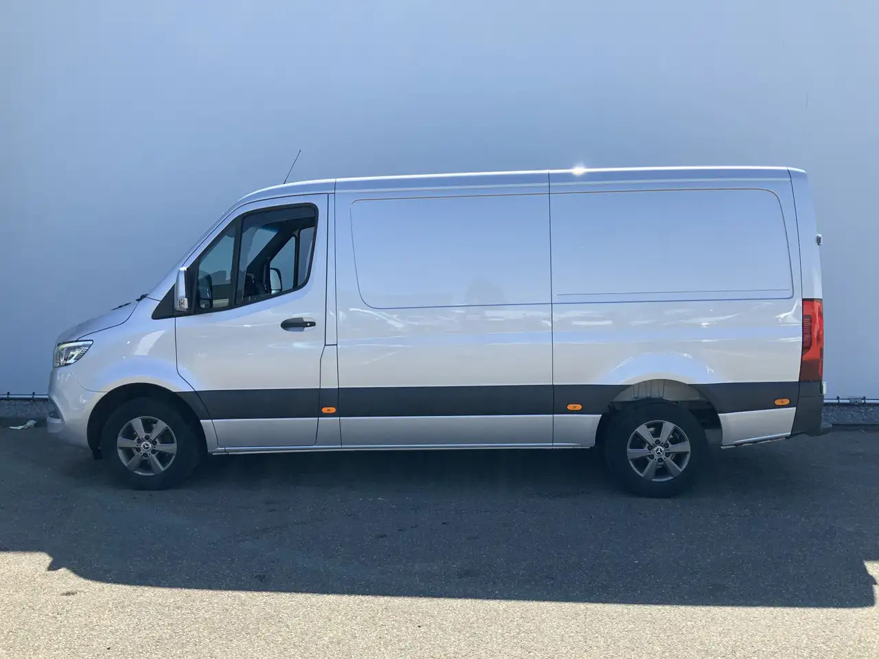 Mercedes-Benz Sprinter 314 2.2 CDI L2H1 Automaat Airco Cruise Aluvelg IMB - Товарно комбе: слика 3 Mercedes-Benz Sprinter 314 2.2 CDI L2H1 Automaat Airco Cruise Aluvelg IMB - Товарно комбе: слика 3