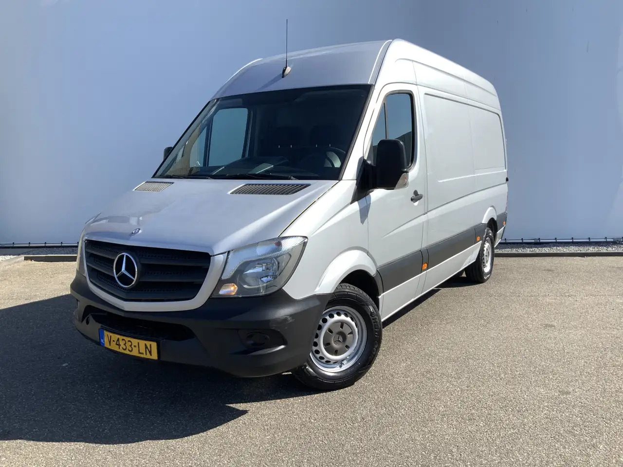 Mercedes-Benz Sprinter 316 2.2 CDI 366 L2H2 Airco Cruise Navi 3 Zits Euro - Товарно комбе: слика 1 Mercedes-Benz Sprinter 316 2.2 CDI 366 L2H2 Airco Cruise Navi 3 Zits Euro - Товарно комбе: слика 1