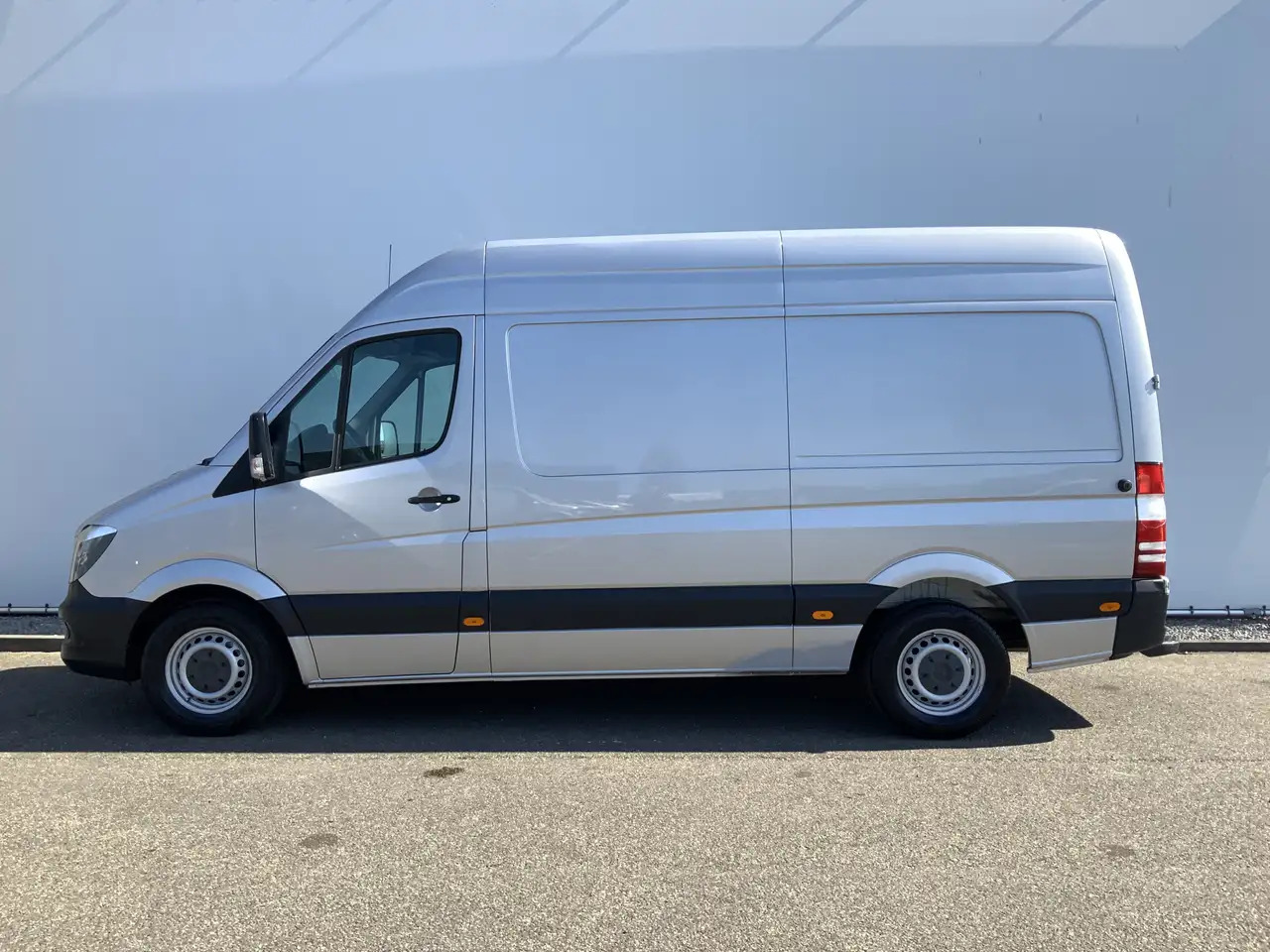 Mercedes-Benz Sprinter 316 2.2 CDI 366 L2H2 Airco Cruise Navi 3 Zits Euro - Товарно комбе: слика 3 Mercedes-Benz Sprinter 316 2.2 CDI 366 L2H2 Airco Cruise Navi 3 Zits Euro - Товарно комбе: слика 3