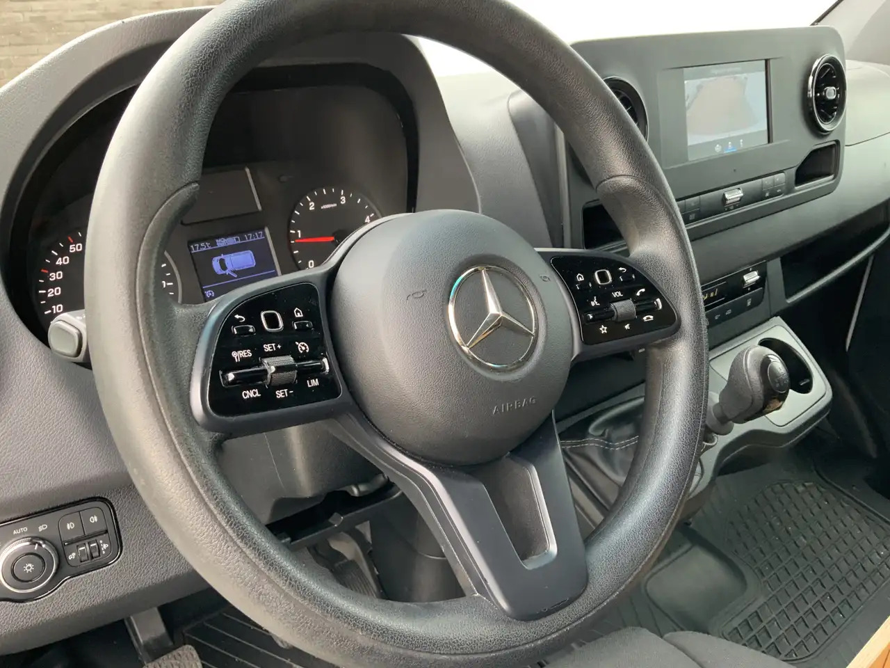 Mercedes-Benz Sprinter 316 2.2 CDI L2H2 Airco Cruise Camera Navi Trekhaak - Товарно комбе: слика 5 Mercedes-Benz Sprinter 316 2.2 CDI L2H2 Airco Cruise Camera Navi Trekhaak - Товарно комбе: слика 5