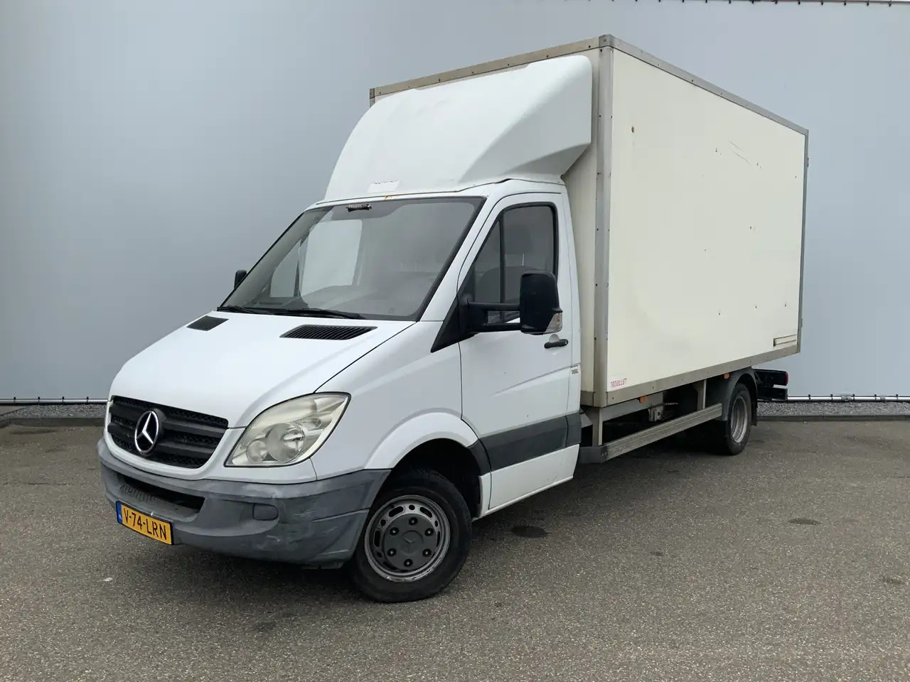 Mercedes-Benz Sprinter 513 2.2 CDI 432 Meubelbak & Deuren 3 Zits Cruise T - Комбе фургон: слика 1 Mercedes-Benz Sprinter 513 2.2 CDI 432 Meubelbak & Deuren 3 Zits Cruise T - Комбе фургон: слика 1