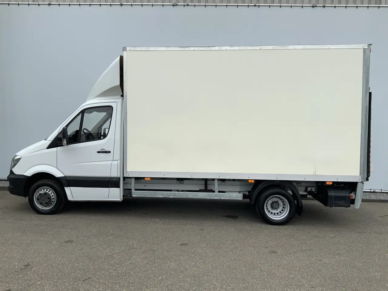 Mercedes-Benz Sprinter 513 2.2 CDI 432 Meubelbak&Lift Zijdeur Cruise 3 Zi - Комбе фургон: слика 3 Mercedes-Benz Sprinter 513 2.2 CDI 432 Meubelbak&Lift Zijdeur Cruise 3 Zi - Комбе фургон: слика 3
