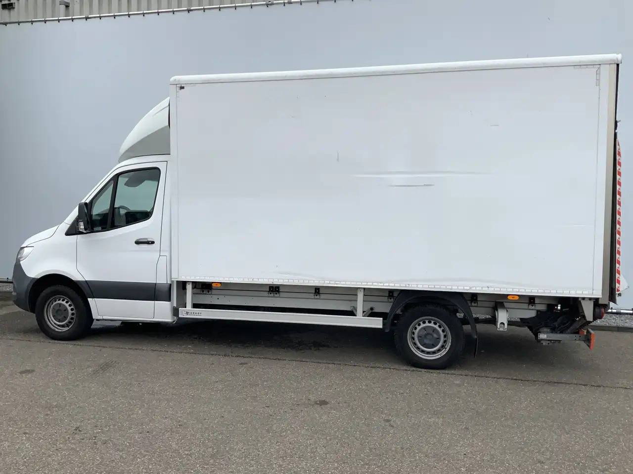 Mercedes-Benz Sprinter MARGE !!!! 314 2.2 CDI Meubelbak&Lift & Zijdeur Ai - Комбе фургон: слика 3 Mercedes-Benz Sprinter MARGE !!!! 314 2.2 CDI Meubelbak&Lift & Zijdeur Ai - Комбе фургон: слика 3