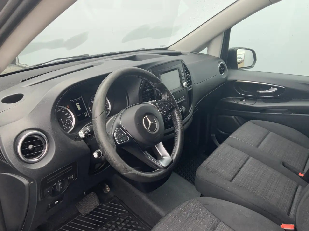 Mercedes-Benz Vito 116 CDI Lang Automaat Airco Cruise amera Navi Trek - Товарно комбе: слика 5 Mercedes-Benz Vito 116 CDI Lang Automaat Airco Cruise amera Navi Trek - Товарно комбе: слика 5