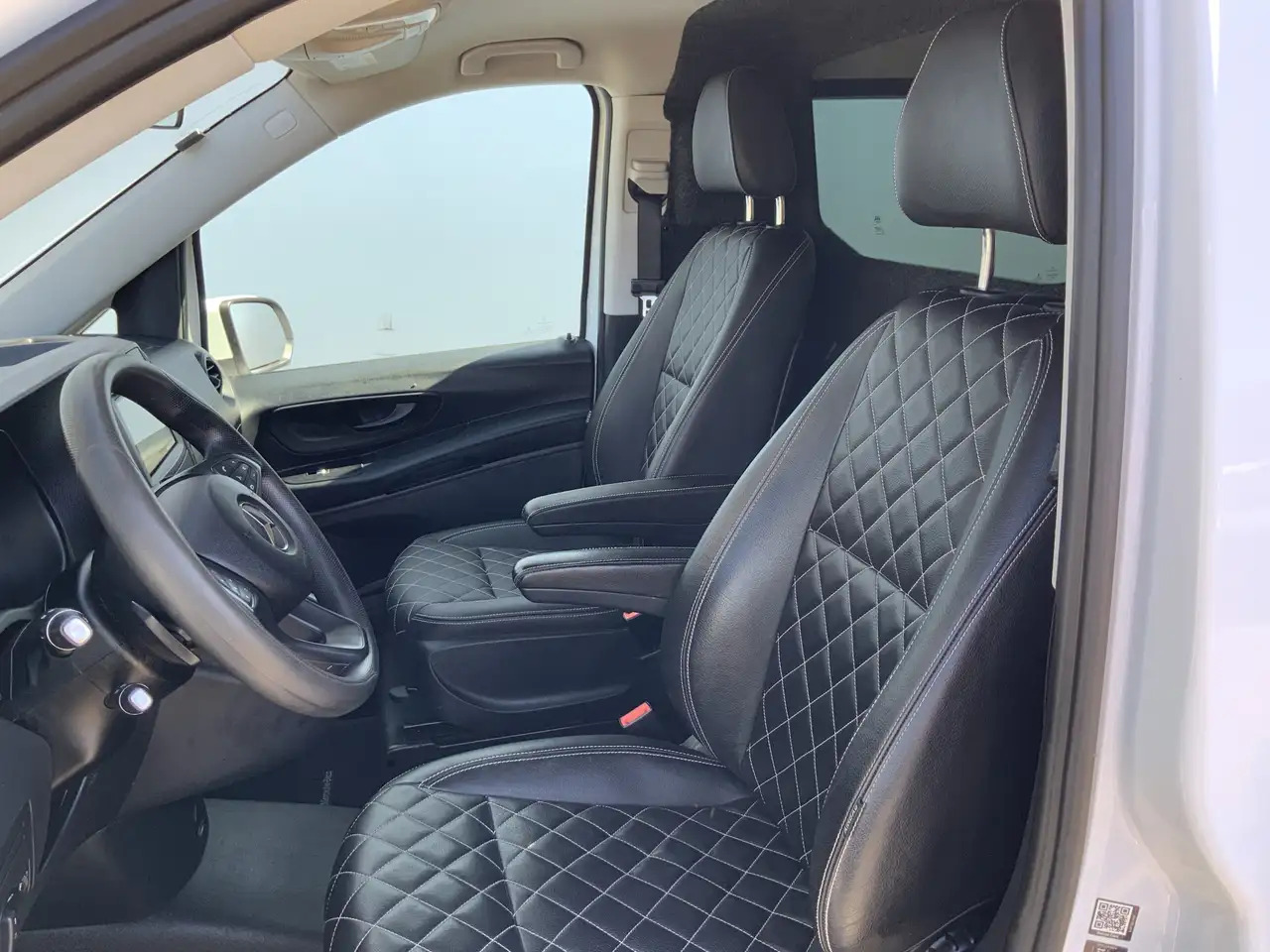 Mercedes-Benz Vito Tourer XL 114 CDI Autom. Airco Cruise Camera Alu V - Товарно комбе: слика 5 Mercedes-Benz Vito Tourer XL 114 CDI Autom. Airco Cruise Camera Alu V - Товарно комбе: слика 5