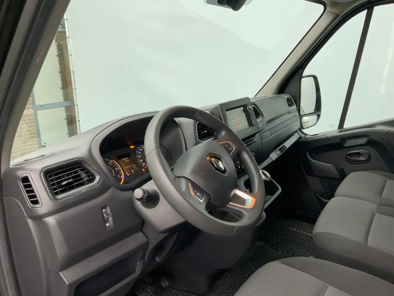 Renault Master T35 2.3 dCi 150 L2H2 Airco Cruise Camera 3 Zits Na - Товарно комбе: слика 5 Renault Master T35 2.3 dCi 150 L2H2 Airco Cruise Camera 3 Zits Na - Товарно комбе: слика 5