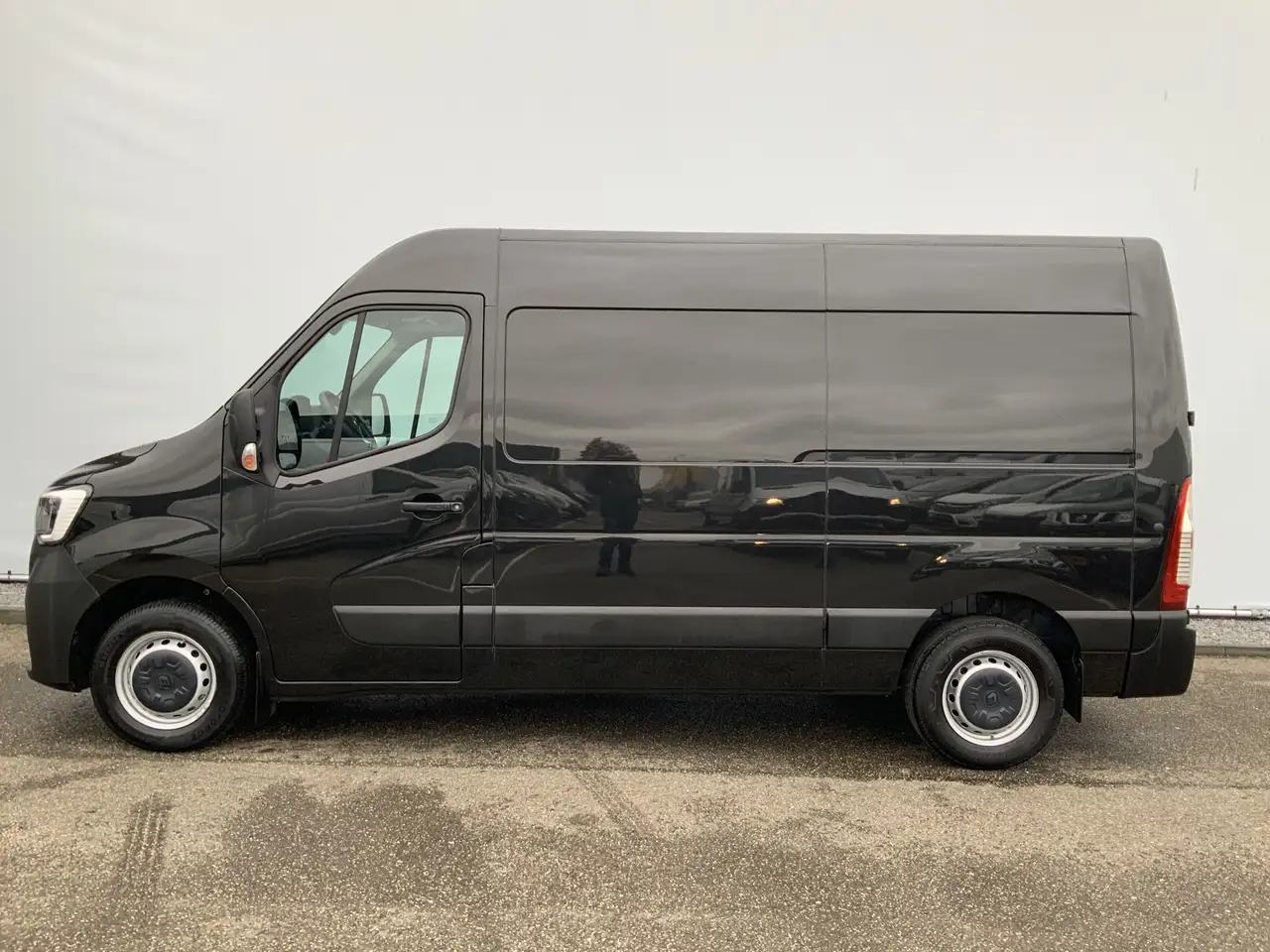 Renault Master T35 2.3 dCi 150 L2H2 Airco Cruise Camera 3 Zits Na - Товарно комбе: слика 3 Renault Master T35 2.3 dCi 150 L2H2 Airco Cruise Camera 3 Zits Na - Товарно комбе: слика 3