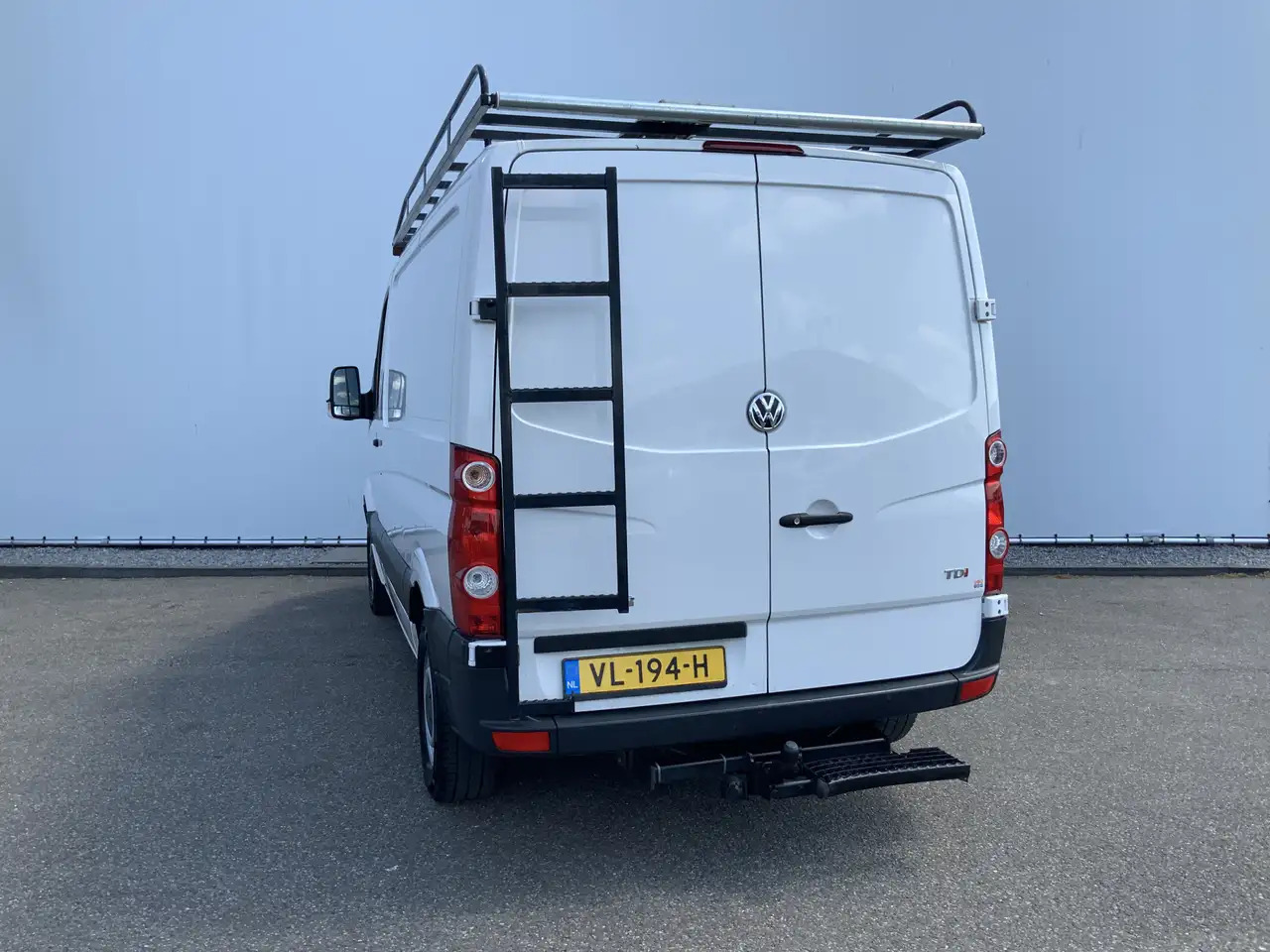 Volkswagen Crafter 35 2.0 TDI L1H1 Airco Cruise 3 Zits Trekhaak 2000 - Товарно комбе: слика 2 Volkswagen Crafter 35 2.0 TDI L1H1 Airco Cruise 3 Zits Trekhaak 2000 - Товарно комбе: слика 2