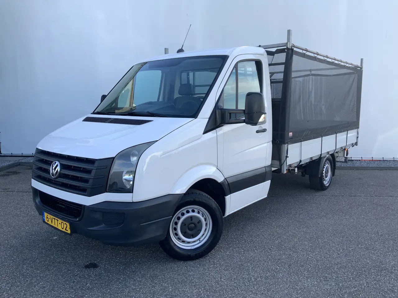 Volkswagen Crafter 50 2.0 TDI L2H1Pick Up Airco Cruise Trekhaak 3500 - Комбе со отворен сандак: слика 1 Volkswagen Crafter 50 2.0 TDI L2H1Pick Up Airco Cruise Trekhaak 3500 - Комбе со отворен сандак: слика 1