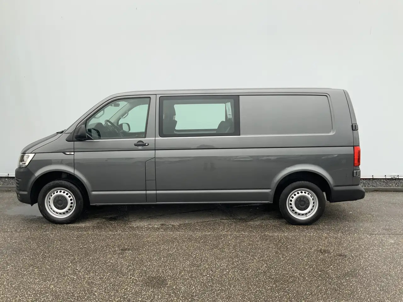 Volkswagen T6 Transporter 2.0 TDI L2H1 DC Comfortline Plus Dub Cab Cruise 5 - Мало комбе, Комби со двојна кабина: слика 3 Volkswagen T6 Transporter 2.0 TDI L2H1 DC Comfortline Plus Dub Cab Cruise 5 - Мало комбе, Комби со двојна кабина: слика 3