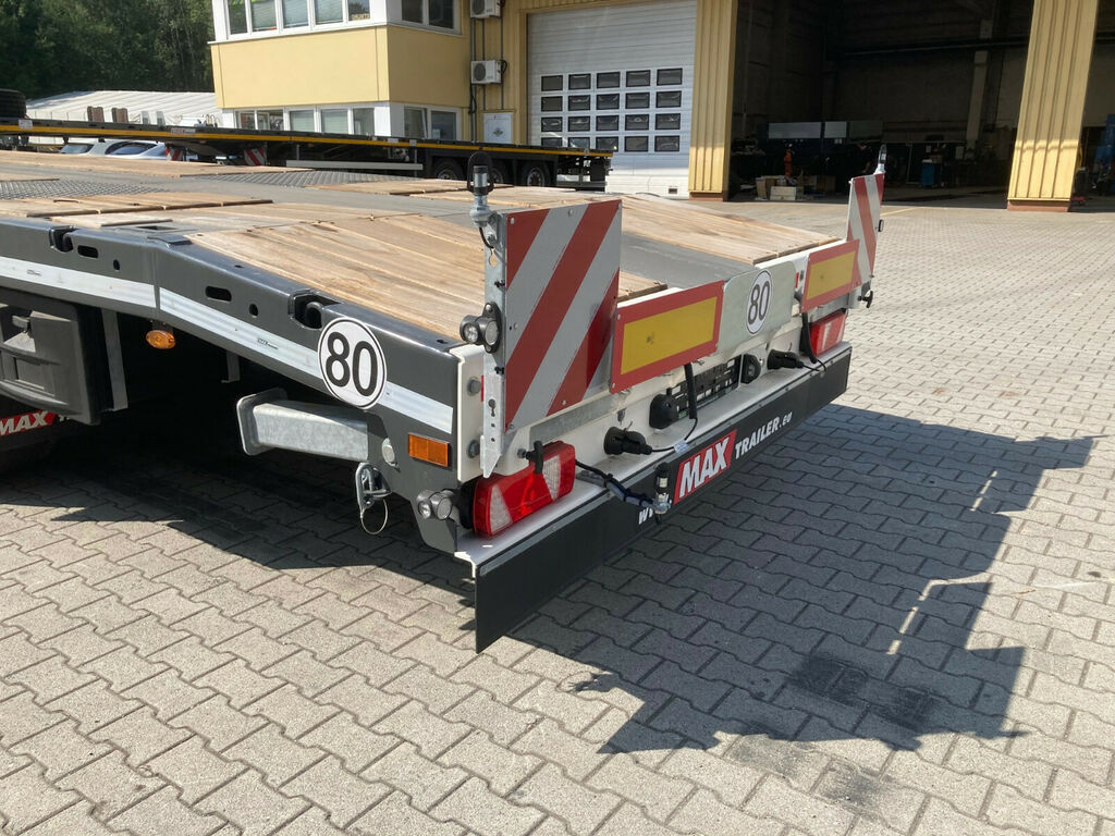 Faymonville MAX Trailer 3-Achs-Mega-Tele-Plateau-Auflieger - Полуприколка за низок утовар: слика 3 Faymonville MAX Trailer 3-Achs-Mega-Tele-Plateau-Auflieger - Полуприколка за низок утовар: слика 3