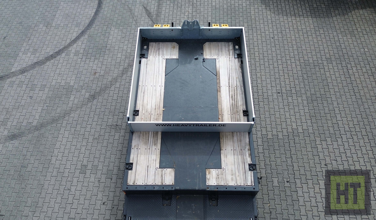 Faymonville MAX Trailer 4-Achs-Mega-Tele-Semi-niedrigbereift - Полуприколка за низок утовар: слика 2 Faymonville MAX Trailer 4-Achs-Mega-Tele-Semi-niedrigbereift - Полуприколка за низок утовар: слика 2