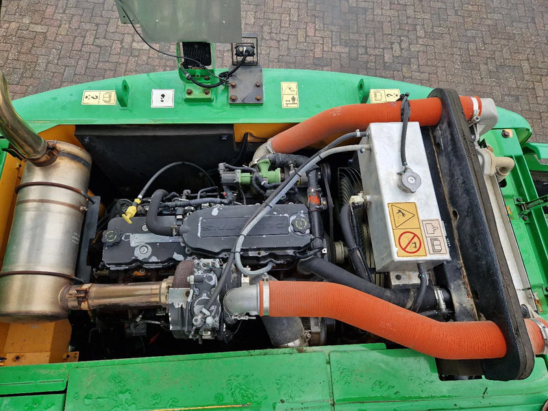 Hyundai Robex 160W-9A met 6-cilinder Cummins motor - Багер на тркала: слика 5 Hyundai Robex 160W-9A met 6-cilinder Cummins motor - Багер на тркала: слика 5