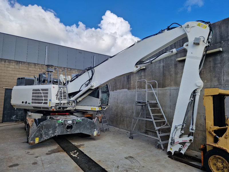 Sennebogen 821 overslagkraan - Справувач со отпад/ Индустрија: слика 4 Sennebogen 821 overslagkraan - Справувач со отпад/ Индустрија: слика 4