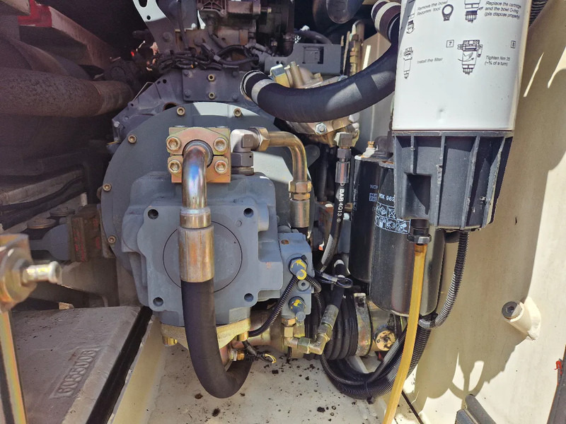 Terex TW160 inclusief kantelbak (1.98m.) - Багер на тркала: слика 5 Terex TW160 inclusief kantelbak (1.98m.) - Багер на тркала: слика 5