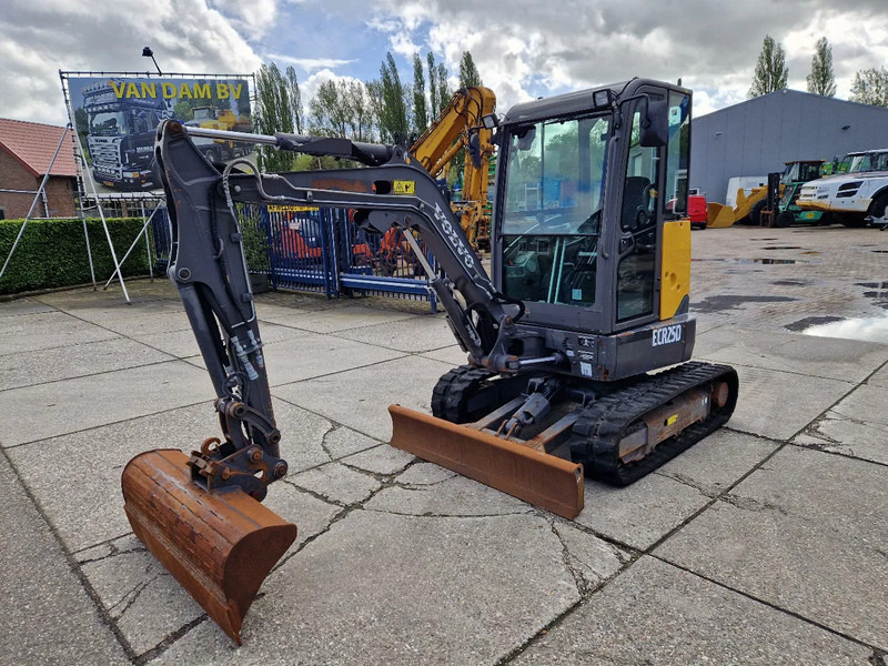 Volvo ECR25D met 2562 uur - Мини багер: слика 2 Volvo ECR25D met 2562 uur - Мини багер: слика 2