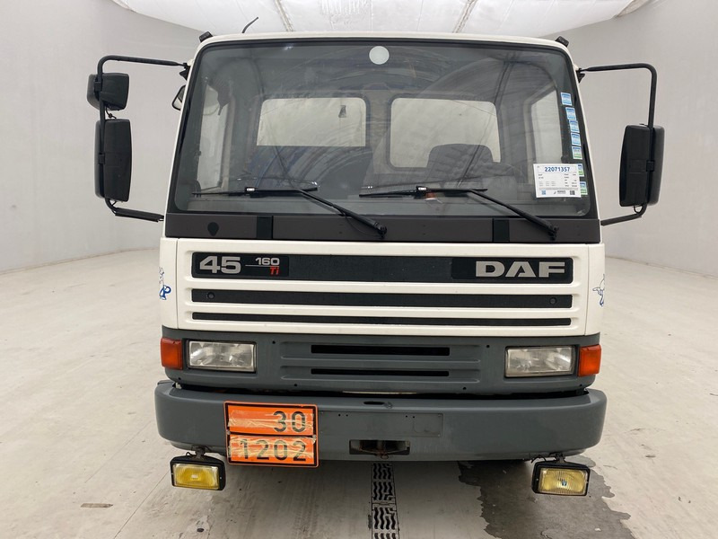 DAF 45.160 ATi - Камион цистерна: слика 2 DAF 45.160 ATi - Камион цистерна: слика 2