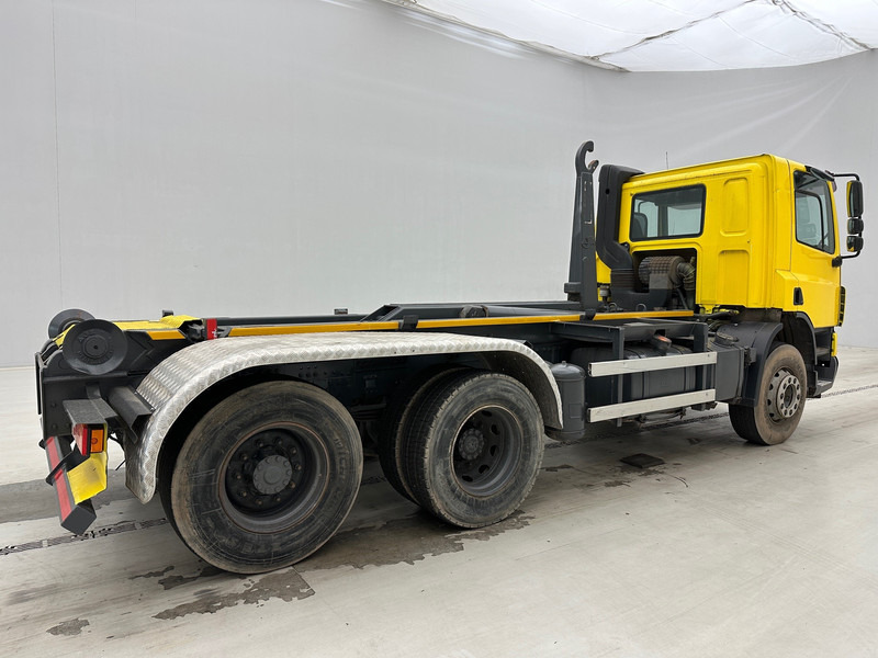 DAF CF75.360 - 6x2 - Камион со кука за подигање: слика 4 DAF CF75.360 - 6x2 - Камион со кука за подигање: слика 4