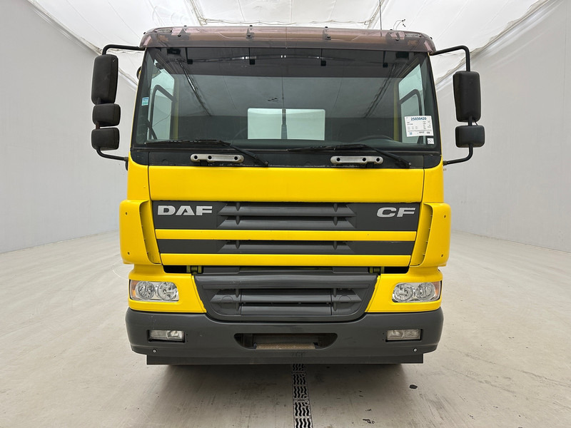 DAF CF75.360 - 6x2 - Камион со кука за подигање: слика 2 DAF CF75.360 - 6x2 - Камион со кука за подигање: слика 2