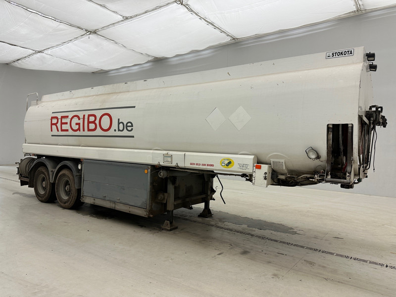 EKW Tank 32000 L - Полуприколка цистерна: слика 3 EKW Tank 32000 L - Полуприколка цистерна: слика 3