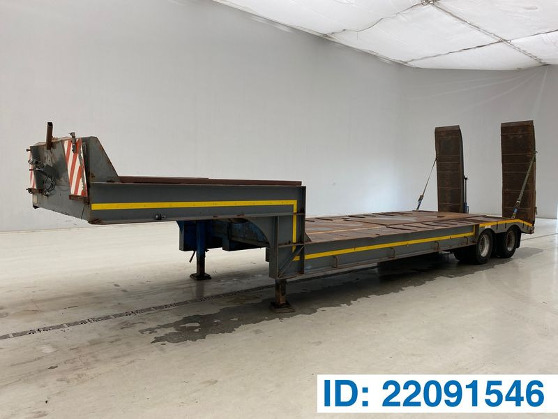 GHEYSEN & VERPOORT Low bed trailer - Полуприколка за низок утовар: слика 1 GHEYSEN & VERPOORT Low bed trailer - Полуприколка за низок утовар: слика 1