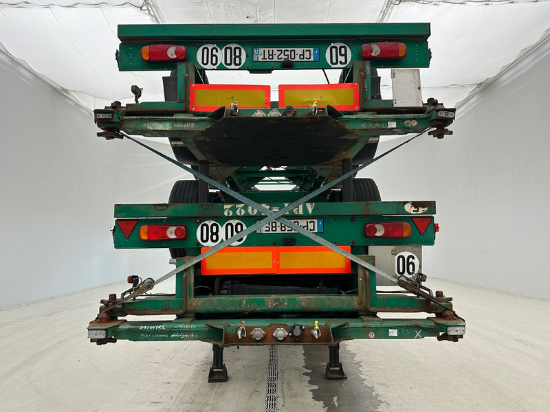 GT Trailers 4 x Skelet 2 x 20-40 ft - Транспортер на контејнер/ Полуприколка со променливо тело: слика 2 GT Trailers 4 x Skelet 2 x 20-40 ft - Транспортер на контејнер/ Полуприколка со променливо тело: слика 2