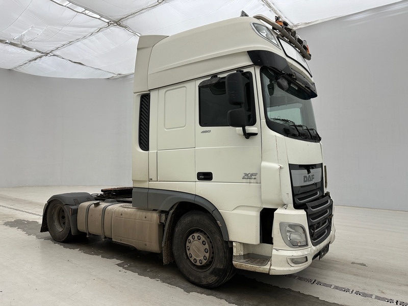 DAF XF 460 Super Space Cab - Камион влекач: слика 3 DAF XF 460 Super Space Cab - Камион влекач: слика 3
