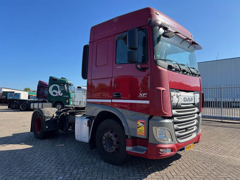 DAF XF106.440 Space Cab - Камион влекач: слика 3 DAF XF106.440 Space Cab - Камион влекач: слика 3