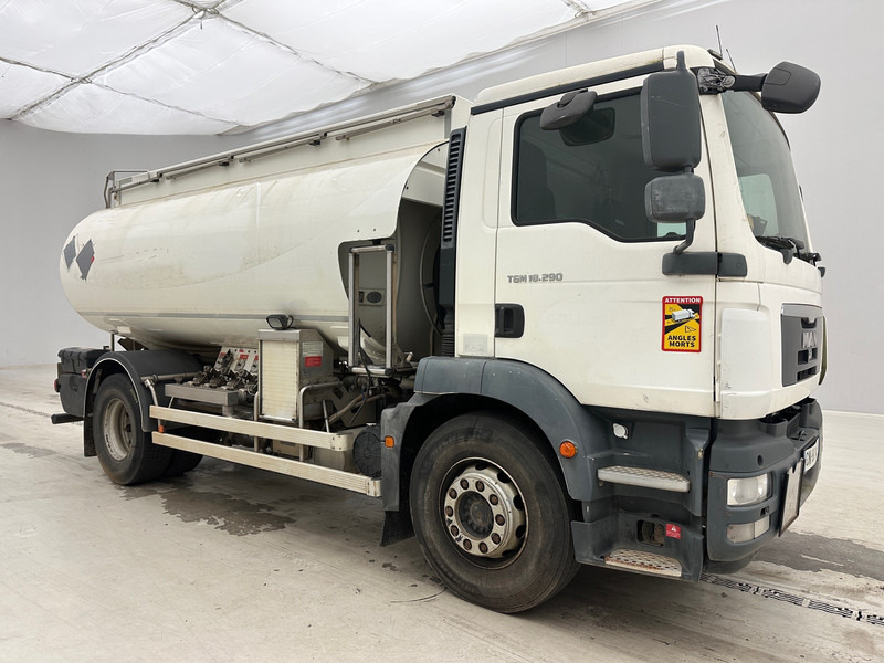 MAN TGM 18.290 - 4x2 - Камион цистерна: слика 3 MAN TGM 18.290 - 4x2 - Камион цистерна: слика 3
