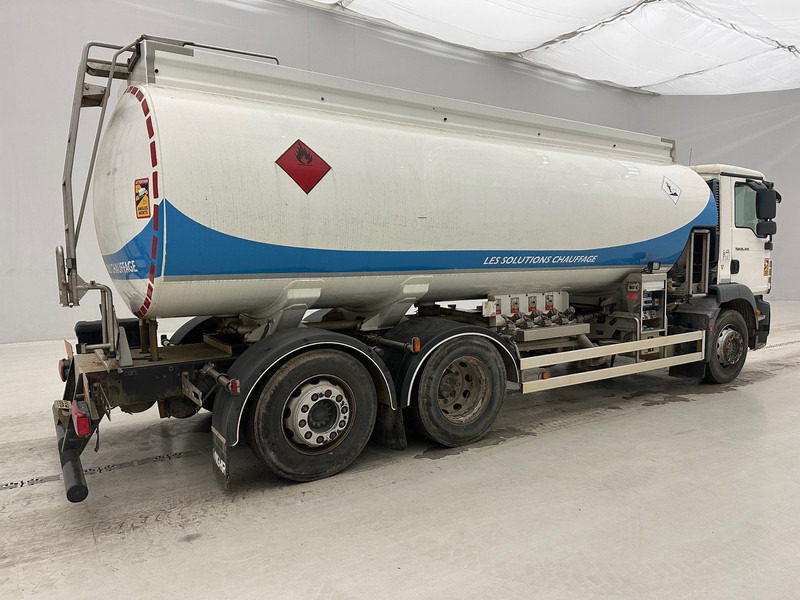 MAN TGM 26.340 - 6x2 - Камион цистерна: слика 4 MAN TGM 26.340 - 6x2 - Камион цистерна: слика 4