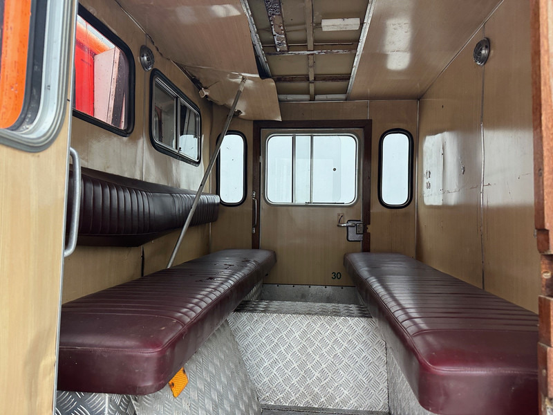 Противпожарен камион Mercedes-Benz 1724: слика 18